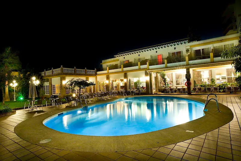 Hotel Villa Flamenca Нерха